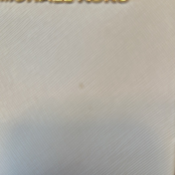 Michael Kors wallet - Picture 6 of 6